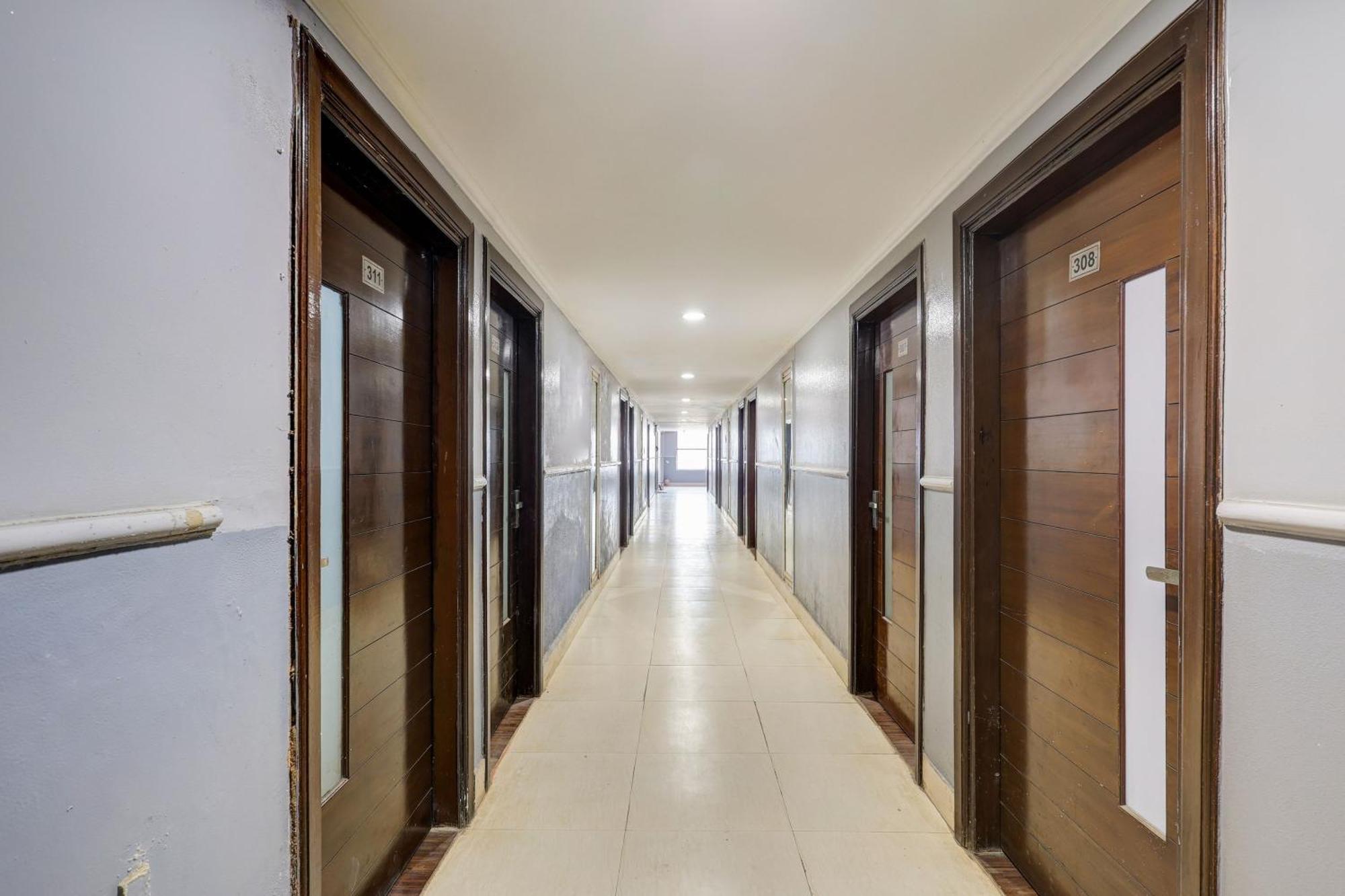 Super Townhouse Sector 38 Gurgaon Near Medanta酒店 外观 照片